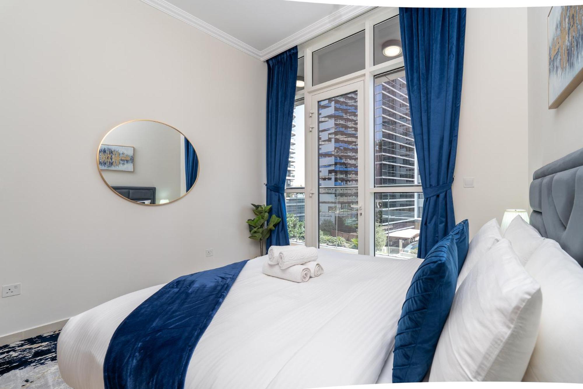 Dunya Tower Luxury And 2 Min Walk To Dubai Mall And Burj Khalifa In Heart Of Downtown Luaran gambar