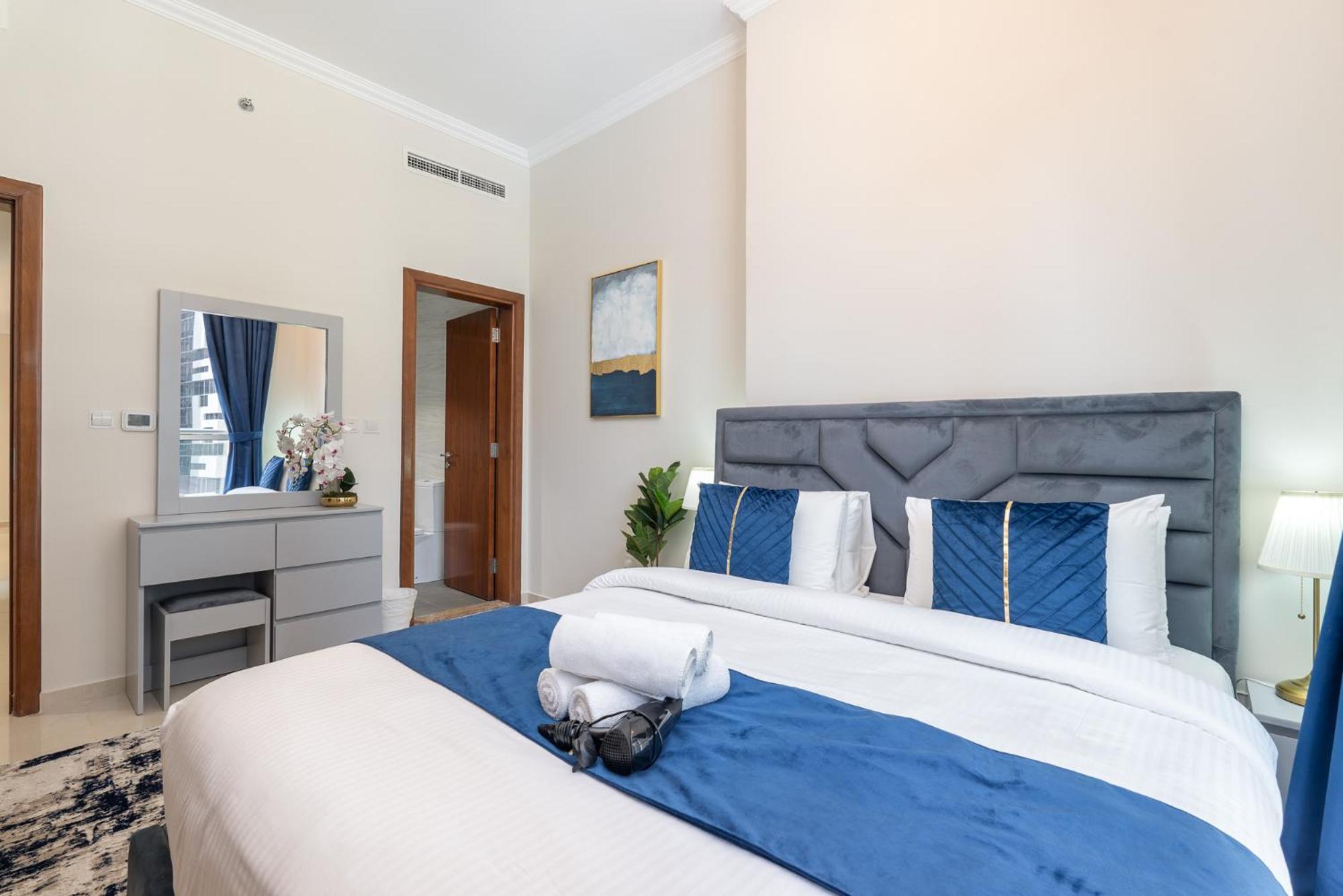 Dunya Tower Luxury And 2 Min Walk To Dubai Mall And Burj Khalifa In Heart Of Downtown Luaran gambar