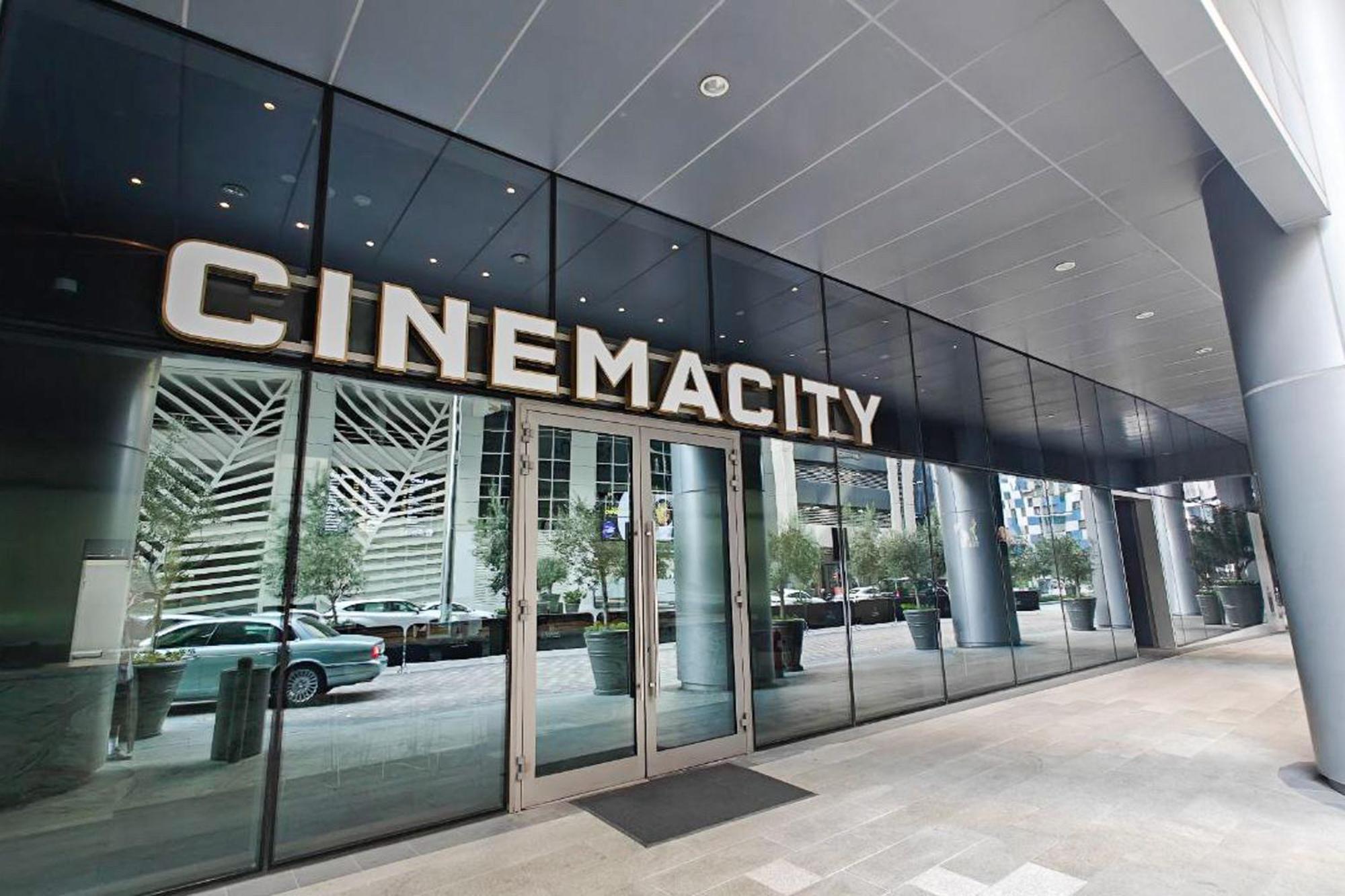 Dunya Tower Luxury And 2 Min Walk To Dubai Mall And Burj Khalifa In Heart Of Downtown Luaran gambar