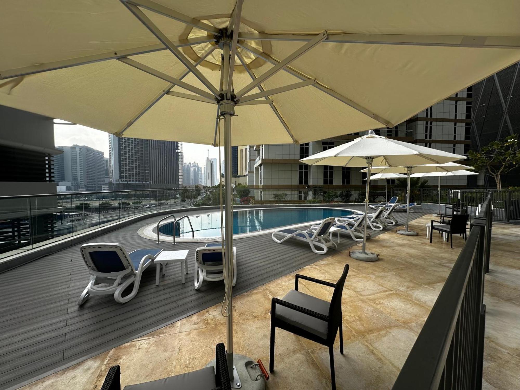 Dunya Tower Luxury And 2 Min Walk To Dubai Mall And Burj Khalifa In Heart Of Downtown Luaran gambar